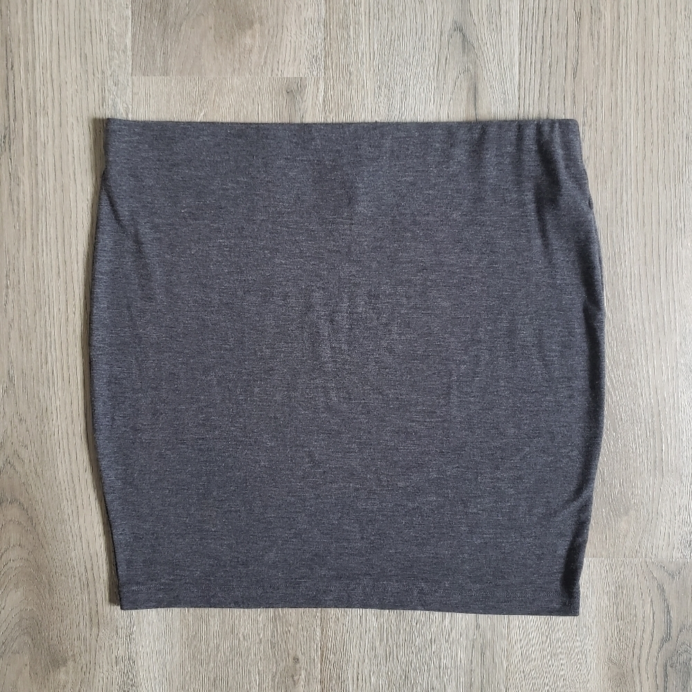 ⭐3/$25⭐ Forever 21 Women's Stretchy Skirt Size 2X